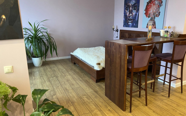 Апартаменты Студия Ретро на Набережной