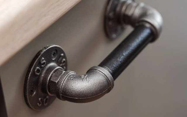 Apartamenty Zerkal'nyj indastrial-loft v centre Kazani u nabereznoj Kabana