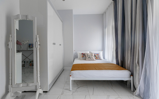 Квартира Вознесенский 41 с Балконом