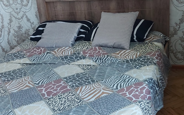 Kvartira U Berega Chyornogo Morya Apartments