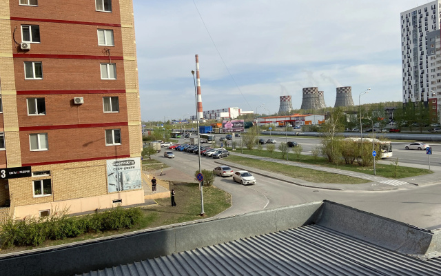 Kvartira Svetlaa i Uutnaa 1-Komnatnaa v Vostocnom