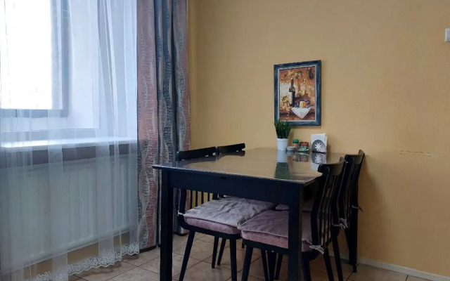 Prostornaya Na Drevlyanke Flat