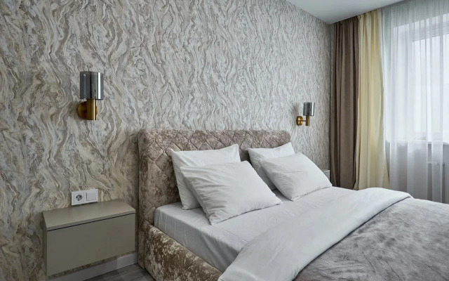 Reverie Gray Svetlye i Prostornye Apartment