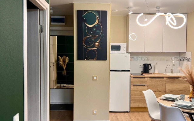 Udachnaya s Proektorom i Booolshoj Krovatyu Flat