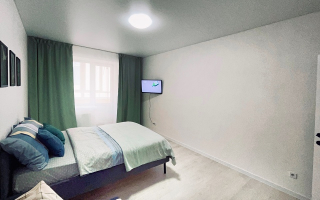 Bolshaya dvukhkomnatnaya s domashnim kinoteatrom Flat