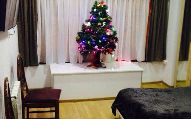 V Starom Batumi Guest House