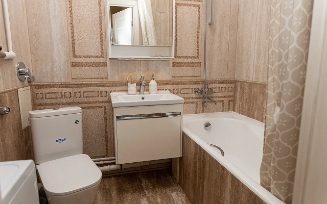 Апартаменты Сибирь House в новом доме рядом с теннисным кортом