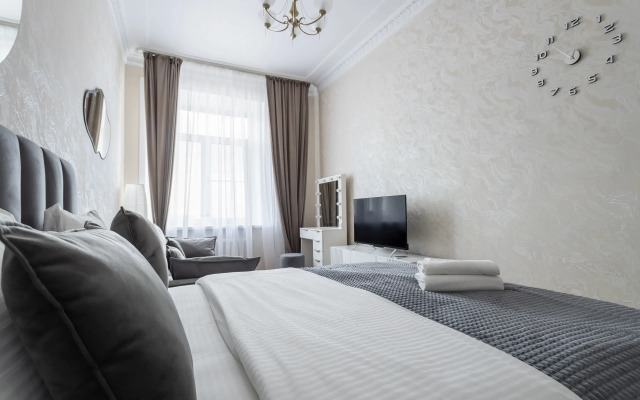 Апартаменты Улучшенные на 21 Этаже