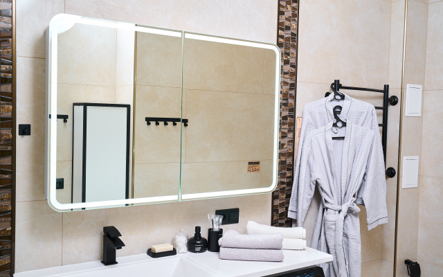 Premium-klassa Luchshaya Lokaciya ogromnaya lodgiya panorama na Ob parkovka u lifta Flat
