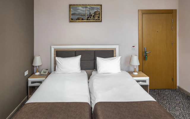 Metro City Hotel
