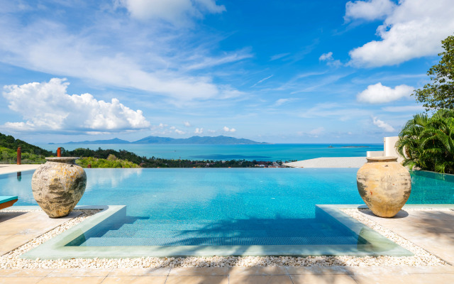 Ban Reemo Luxury Villa