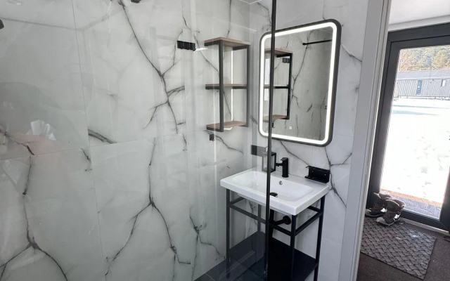 Глэмпинг Отель Высоцкий