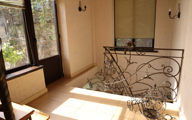 Guest House ''Elenika'' Agababova 40