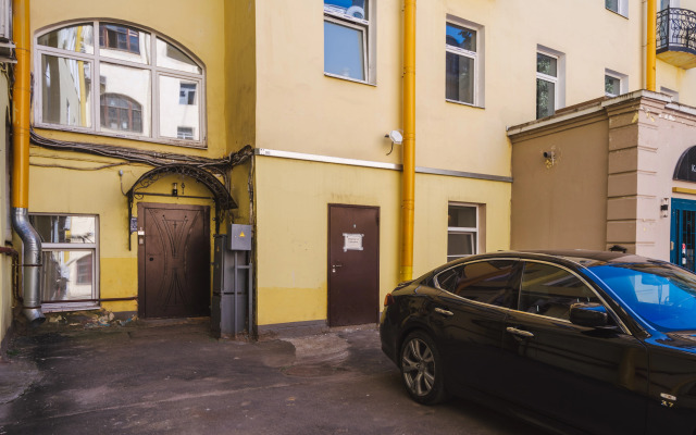 Квартира Deluxe Yellow Yard на Вознесенском пр 41