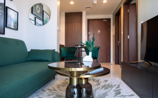 Апартаменты Luxurious 1BR at Keyrock Pool & Gym Access