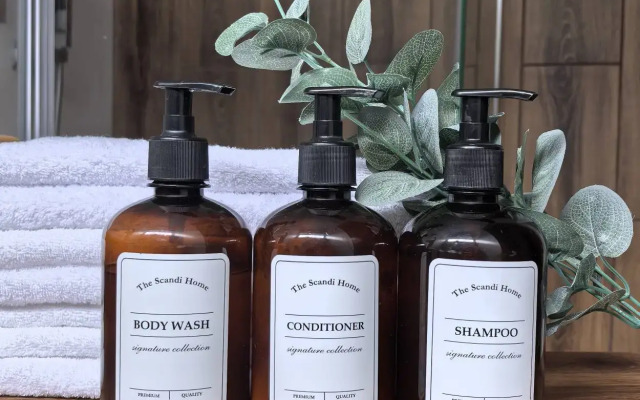 Шале Треугольный дом на огороженной территории