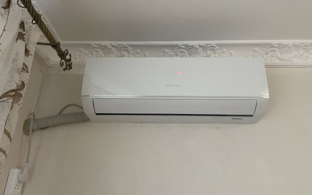 Uyutnaya Byudzhetnaya Kvartira V Samom Tsentre Goroda Apartments