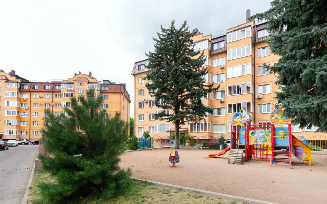 V Essentukah Ryadom S parkom SutkiRu Flat
