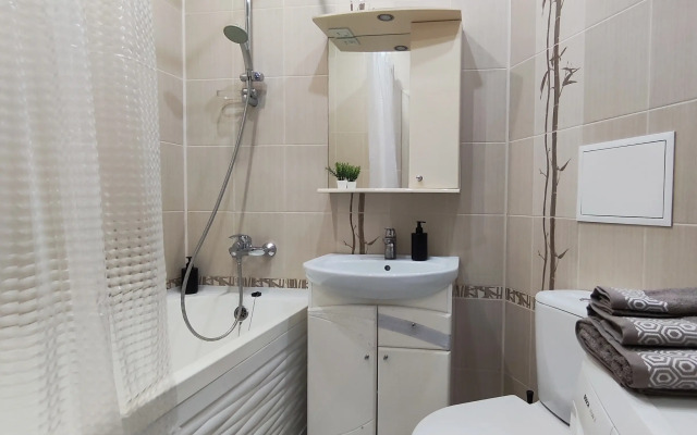 Uyutnaya Kvartira Dlya 4kh Ryadom S Parkom Flat
