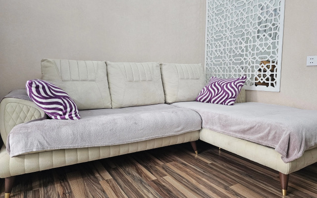 Na Prospekte Azadlyg 13 Flat