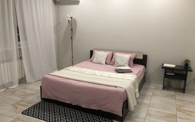 Квартира Уютная студия возле Волги