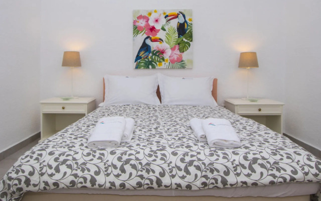 Lorenia Sea Side Elani Villa