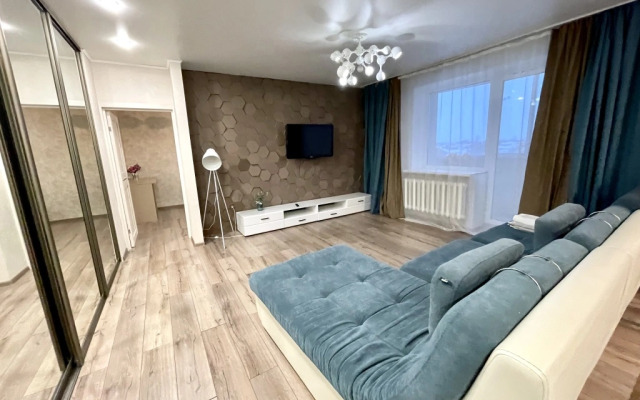 Апартаменты 701 Флэтс-Лайн на улице Красноармейская 100