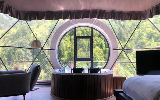 Kaledome orman evleri Glamping