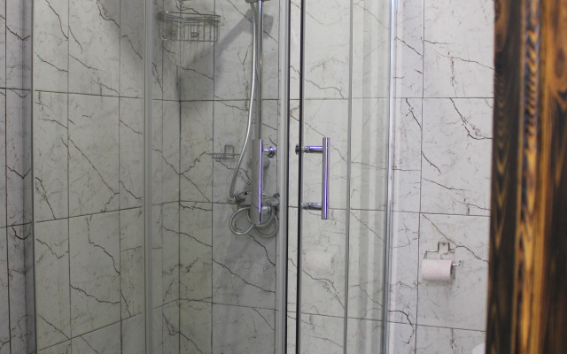 Квартира Брутальная студия в эко стиле на берегу реки Вычегда