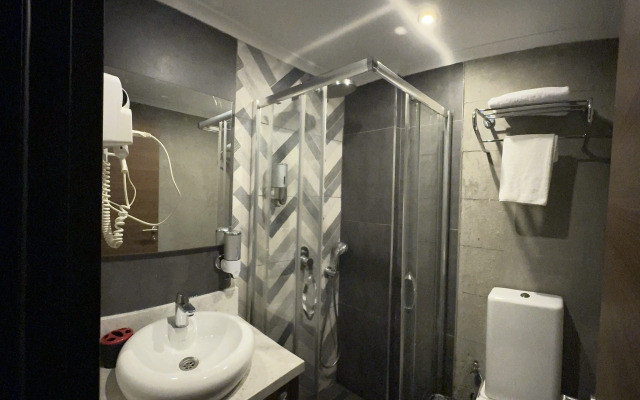 Elibol Hotel