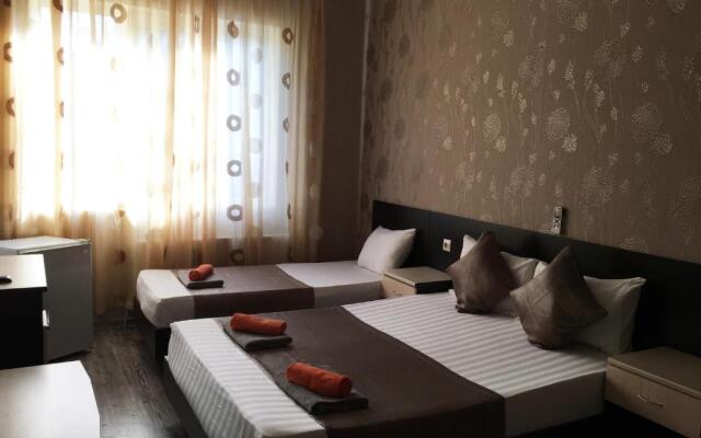 Kipr Guest House
