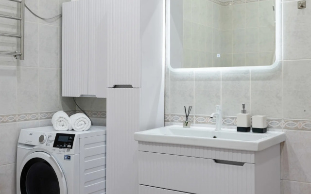 Квартира GM Apartments Новая и тихая Трехкомнатная на Тверской