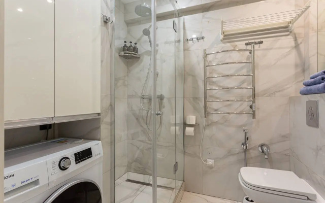 4.16 Studio Chaikovskogo Apartments