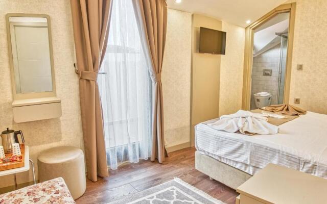 Flori̇na Hotel