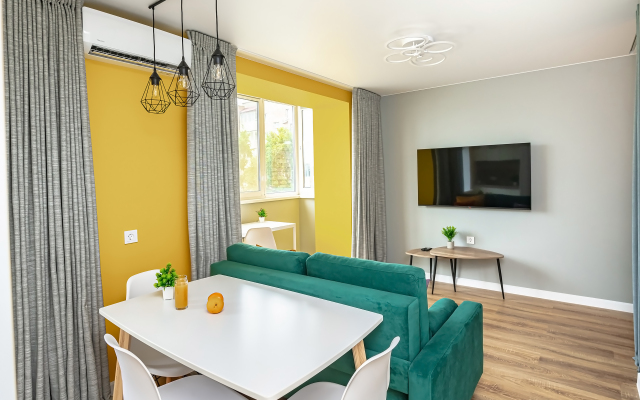 Апартаменты TopHouse на Океанском проспекте 102