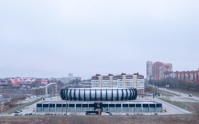 V Novostroye Na Troikh Apartments