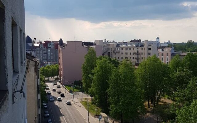 Uyutnaya V Dome Raskrytaya Kniga Flat