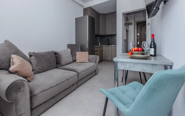 Dvukhkomnatnaya kvartira 200 m more Flat