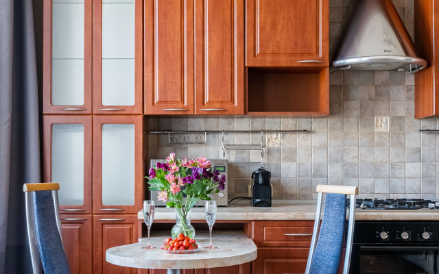 Квартира 2 Ночи на улице Жуковского 59