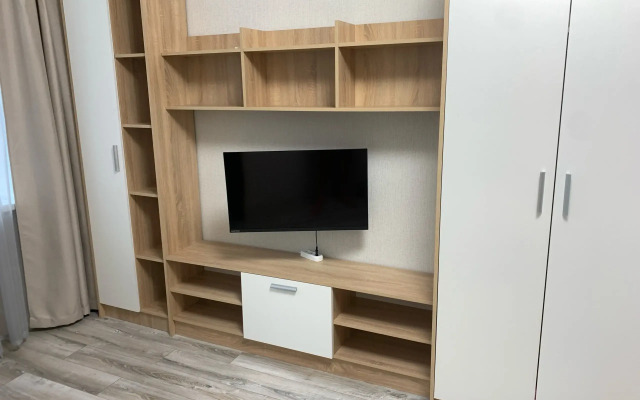 Апартаменты 2-комнатные с закрытой территорией на Захарова 26