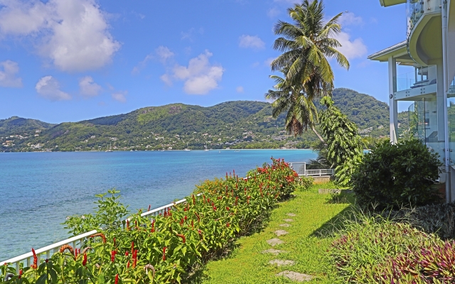 Вилла VallonEnd Beach Front