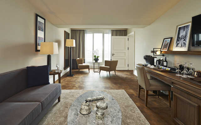 The Bank Istanbul, a Member of Design s