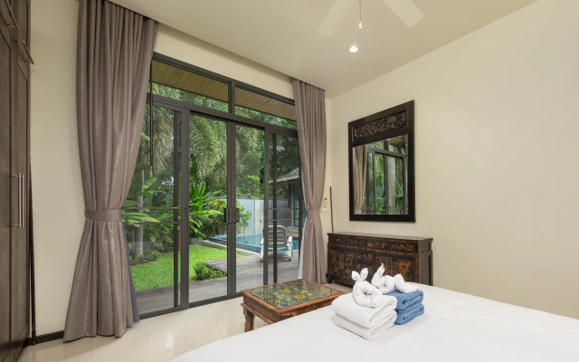 Flores 3BR Private Pool10 min to Nai Harn Villa