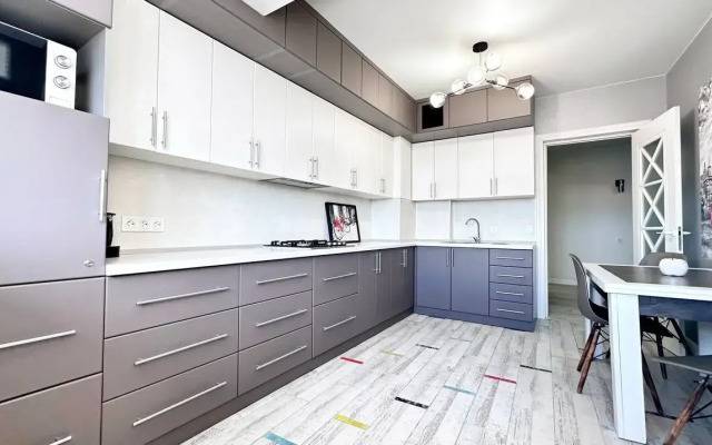 V razvitom zhilom rayone Flat