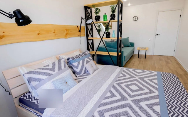 Na Yeleny Kolesovoy 26B Flat