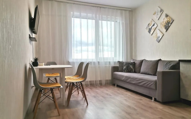 Flat a good eurodvushka on Saphirnaya street, 13