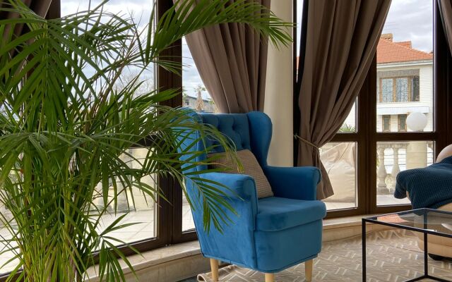 Kolizey Guest House