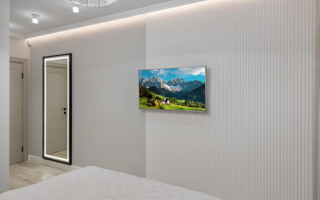 Апартаменты Juls Apart в элитном ЖК с большим балконом