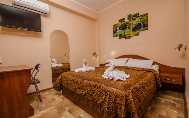 Ryzhiy Kot Guest House