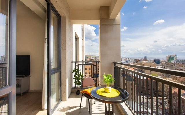 Апартаменты on Koghbatsi Street 16-130